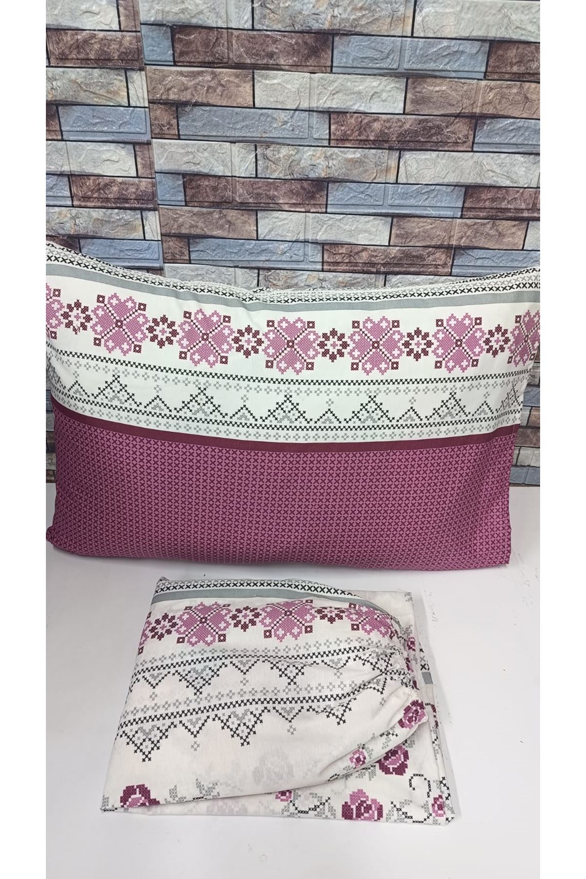 Çift Kişilik Kanaviçe Desen Pamuklu Lastikli Çarşaf Takımı GÜLKURUSU