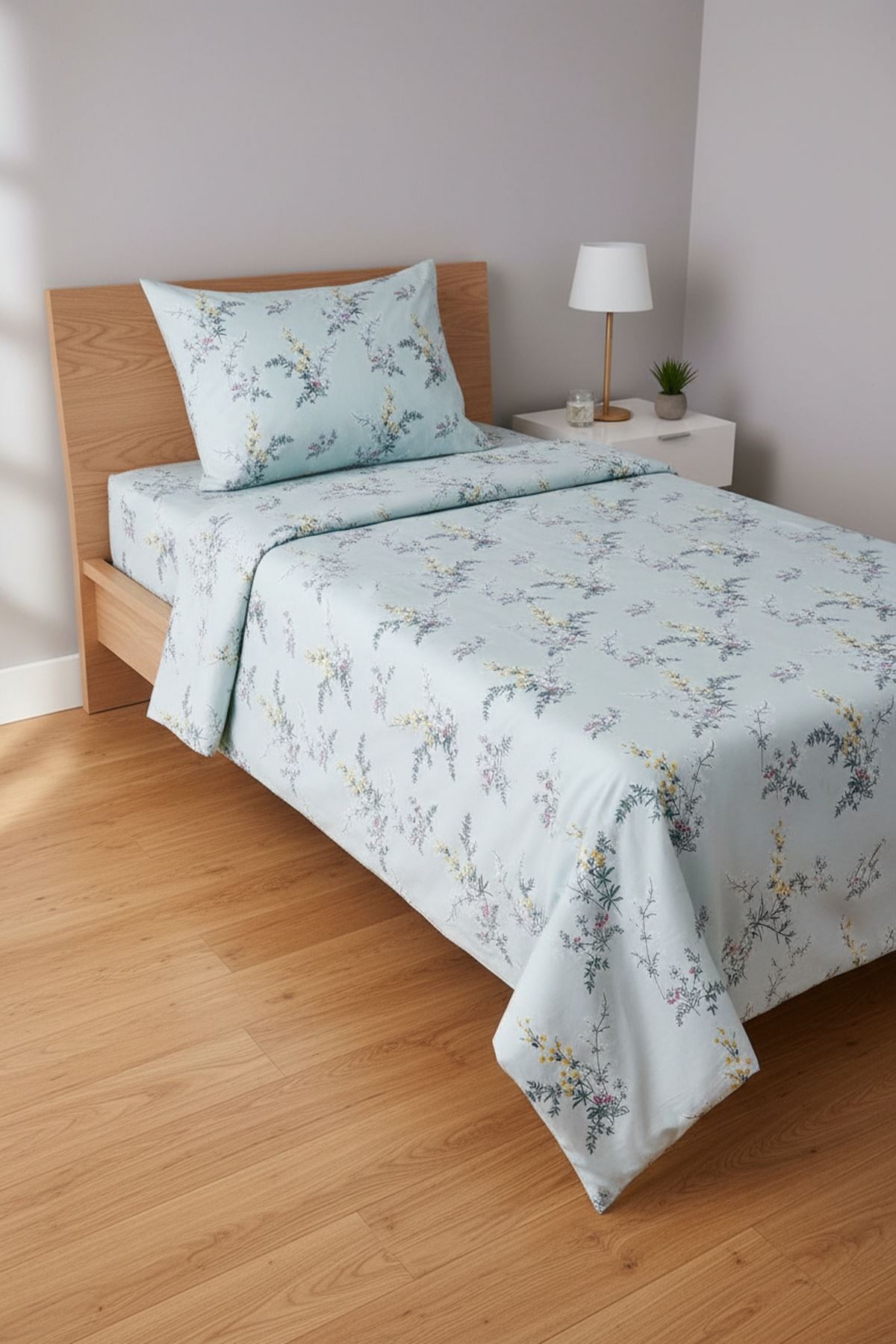 %100 Pamuk Kumaş Sarmaşık Desen Tek Kişilik Nevresim Takımı Açıkmavi