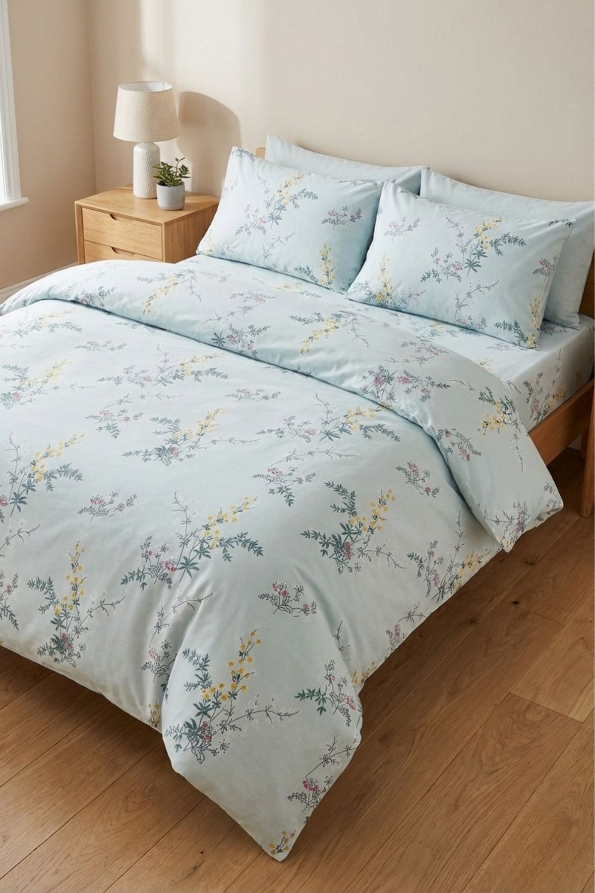 %100 Pamuk Kumaş Sarmaşık Desen Çift Kişilik Nevresim Takımı Açıkmavi