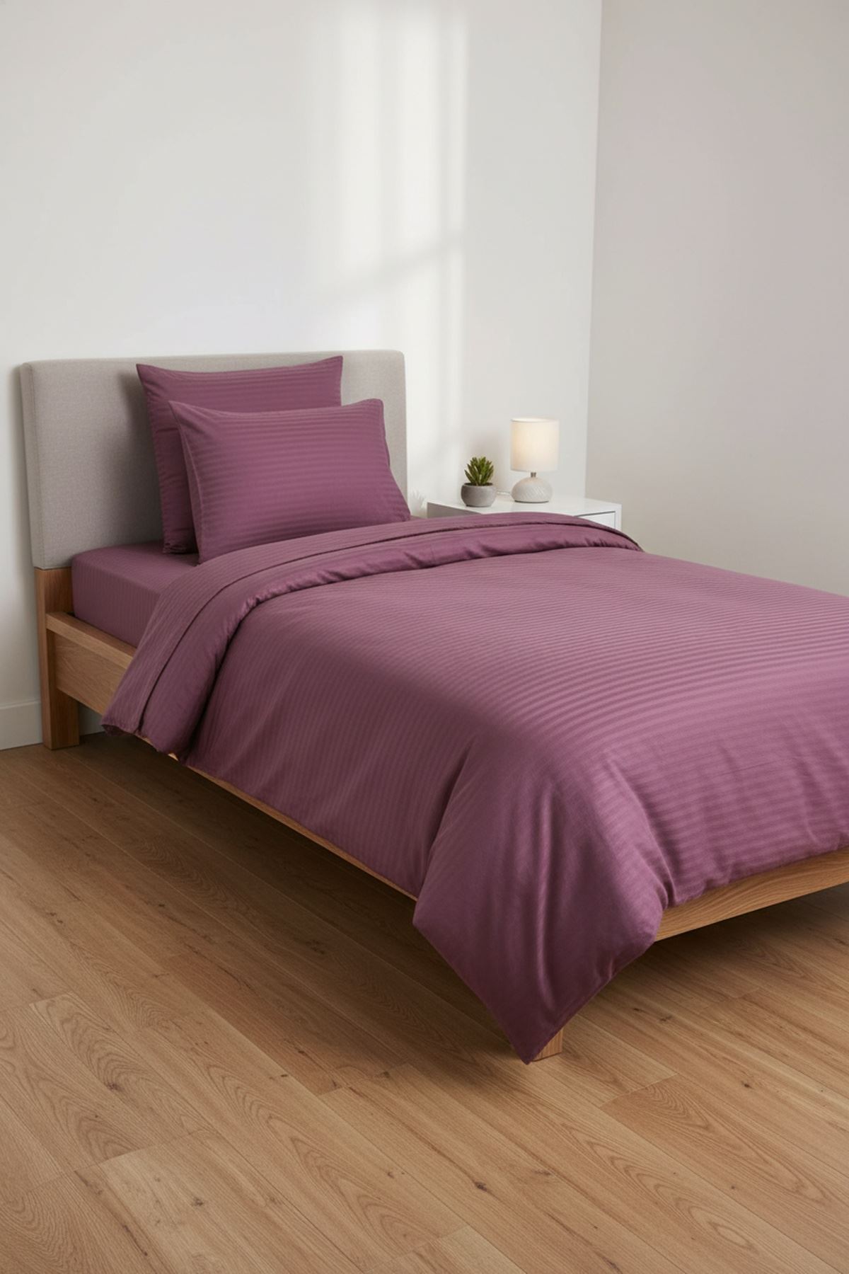 5 Yıldızlı Lüx Otel Tipi Tek Kişilik Lastikli Çizgili Pamuk Saten Nevresim Takımı Gülkurusu