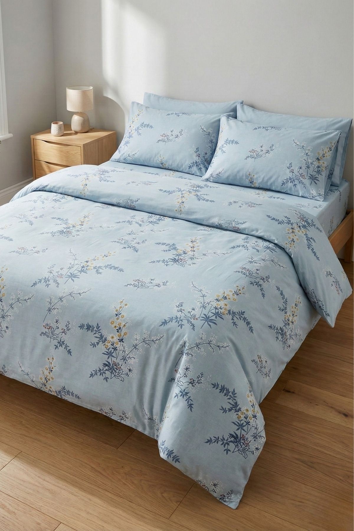 %100 Pamuk Kumaş Sarmaşık Desen Çift Kişilik Nevresim Takımı Mavi