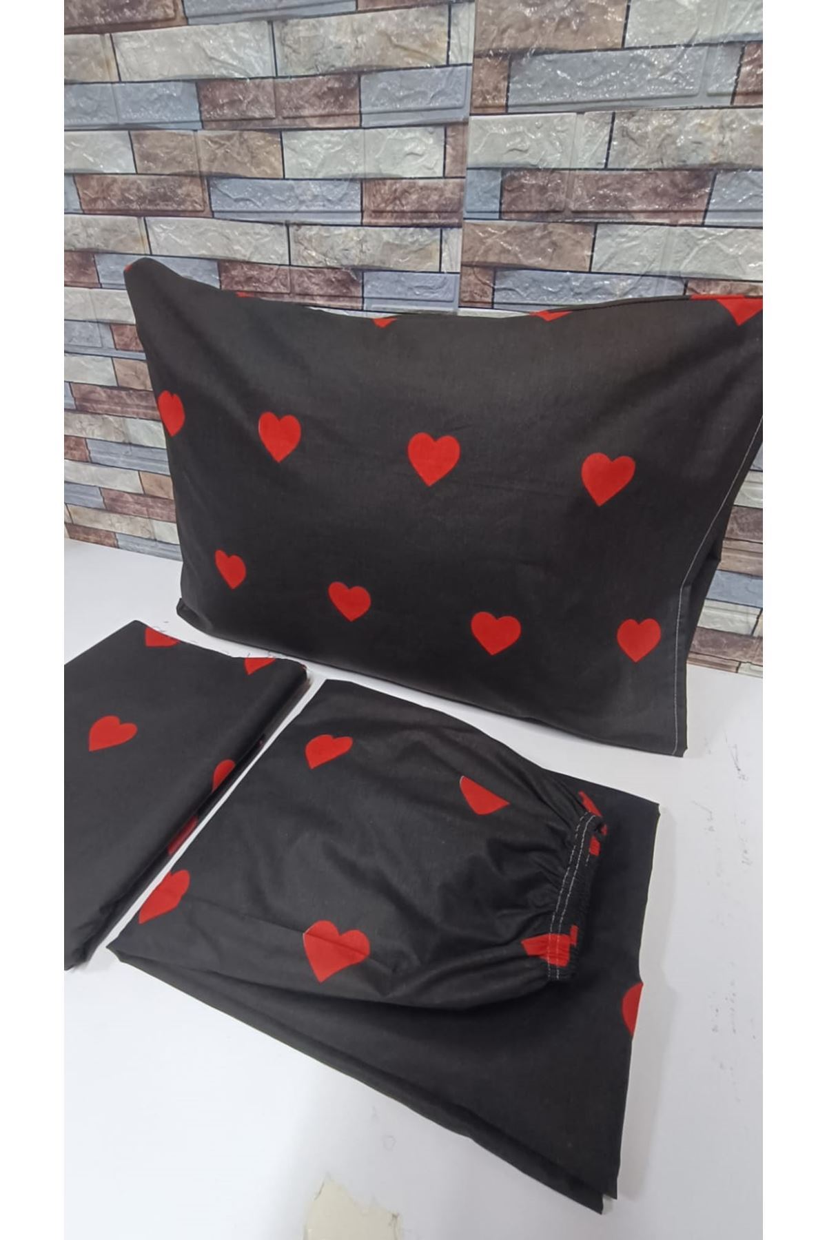 180X200 Yataklar İçin Battal Boy Nevresim Takımı ( Çarşafı Lastikli ) Siyah kalp