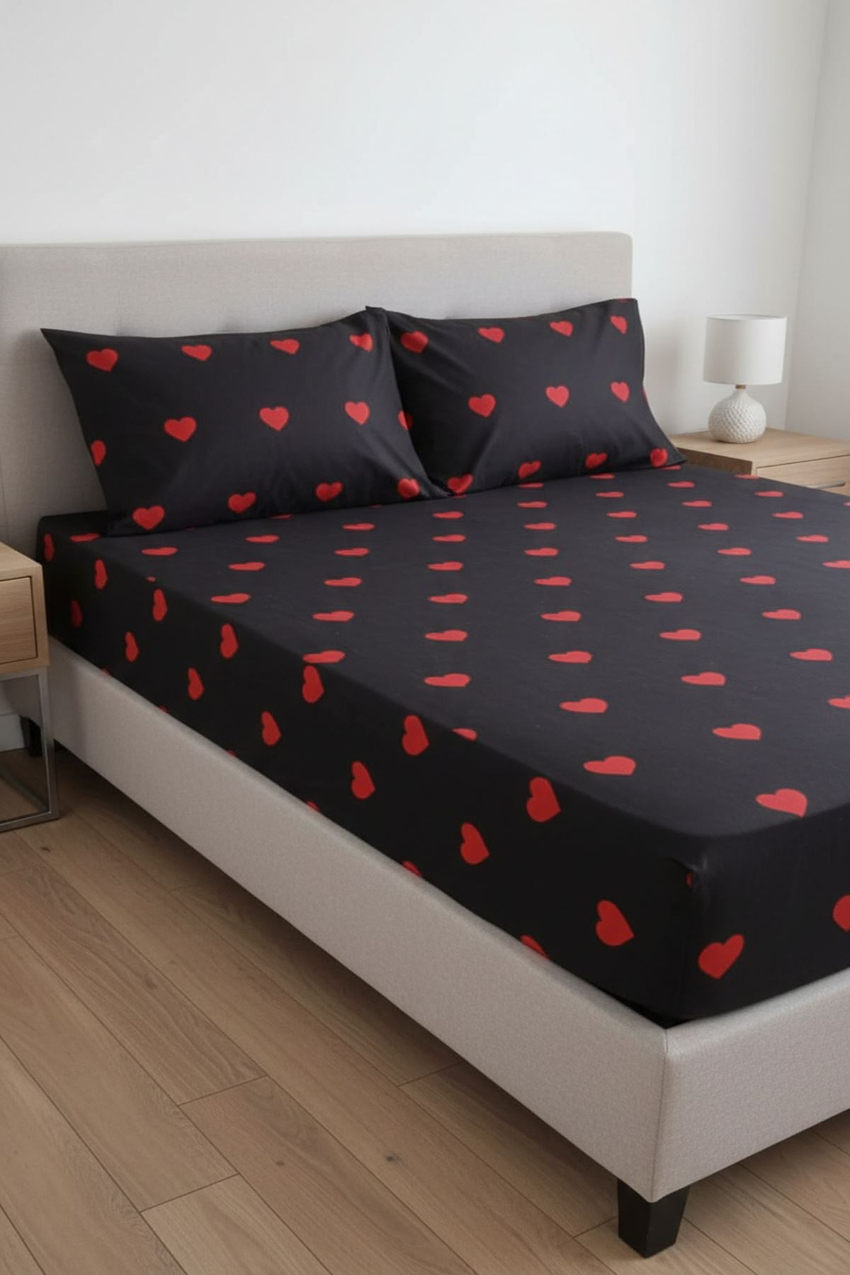 PAMUKLU KALP DESEN ÇİFT KİŞİLİK LASTİKLİ ÇARŞAF TAKIMI SİYAH