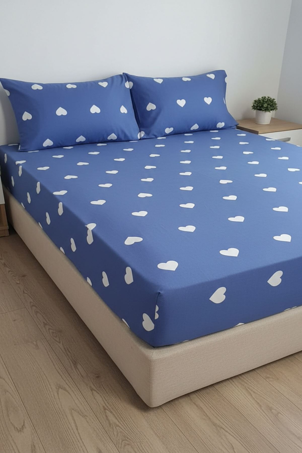 PAMUKLU KALP DESEN ÇİFT KİŞİLİK LASTİKLİ ÇARŞAF TAKIMI MAVİ BEYAZ