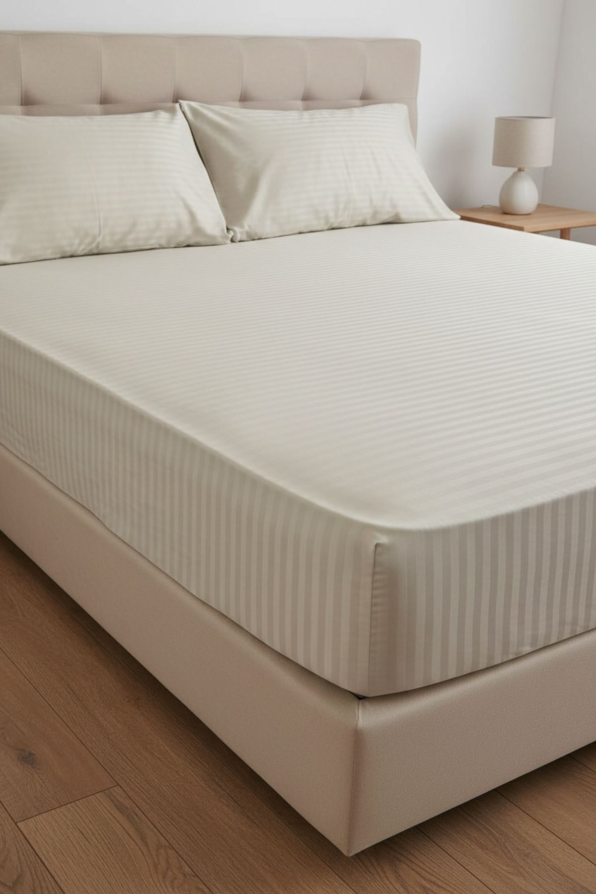 ÇİFT KİŞİLİK SATEN LASTİKLİ ÇARŞAF TAKIMI ( 160X200 & 180X200 ) Bej