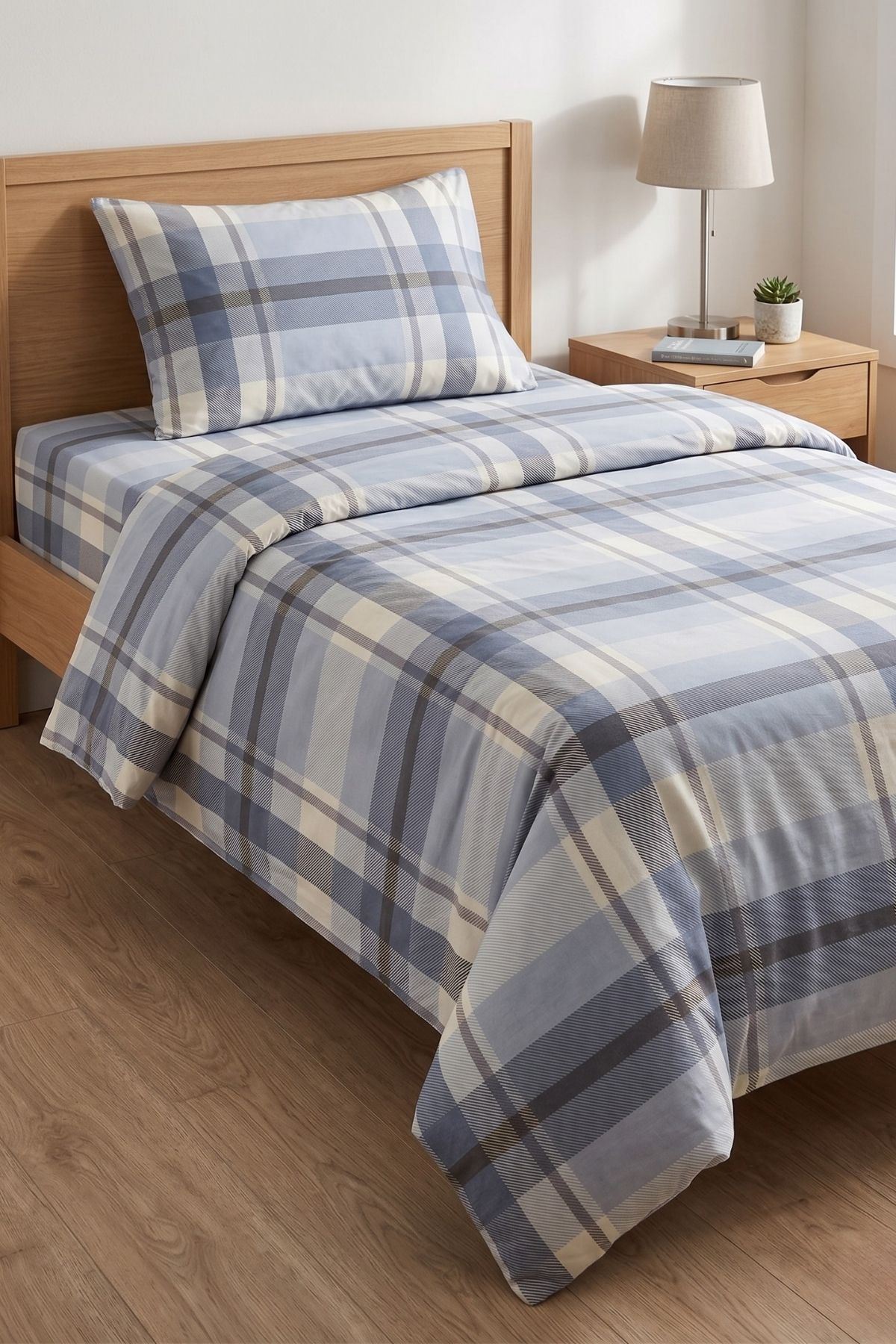 Tek Kişilik Pamuklu  Lastikli Çarşaflı Nevresim Takımı Nova Desen Mavi