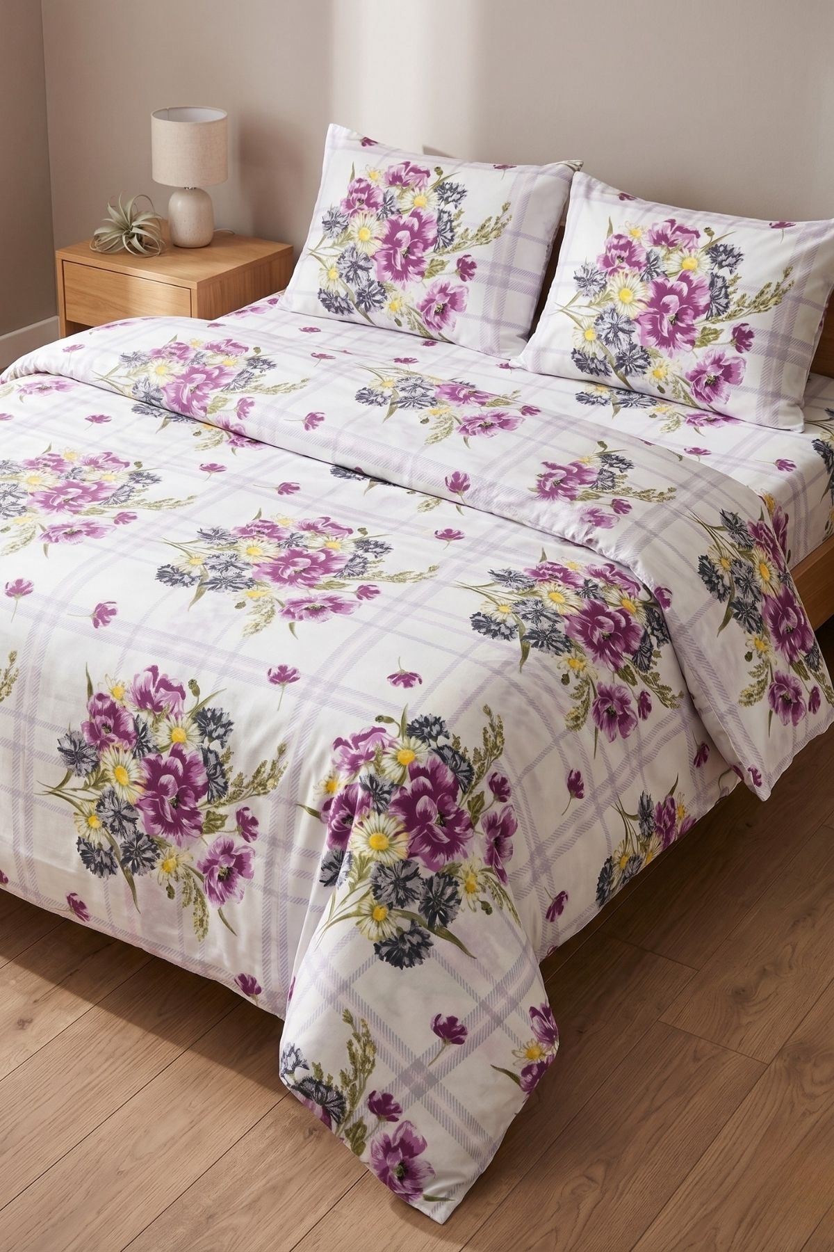 %100 Pamuk Kumaş Yeni Buket Desen Çift Kişilik Nevresim Takımı Mor