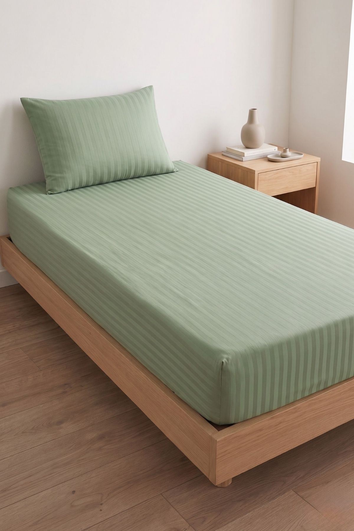 Tek Kişilik Saten Lastikli Çarşaf Takımı ( 100X200 & 120X200 ) Yeşil