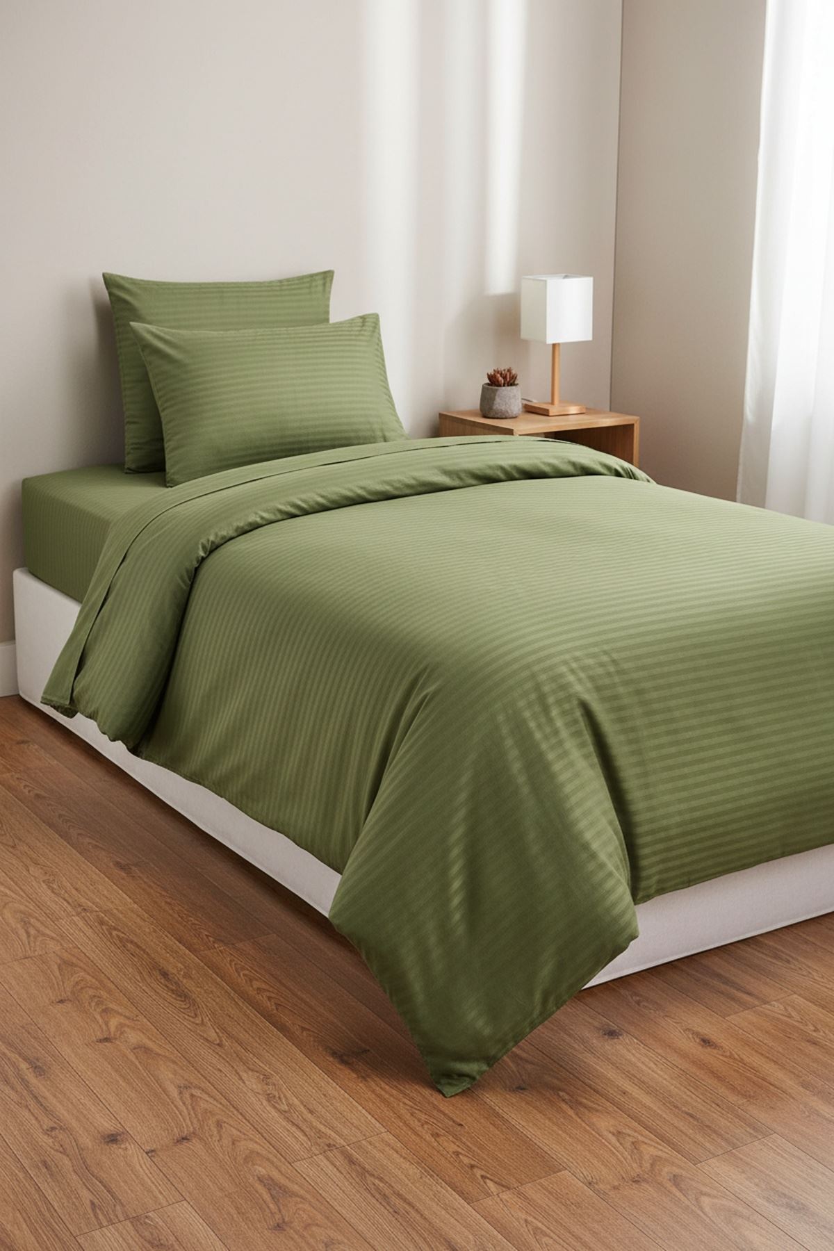 120 x 200 Yataklar İçin Çizgili Pamuk Saten Nevresim Takımı Haki