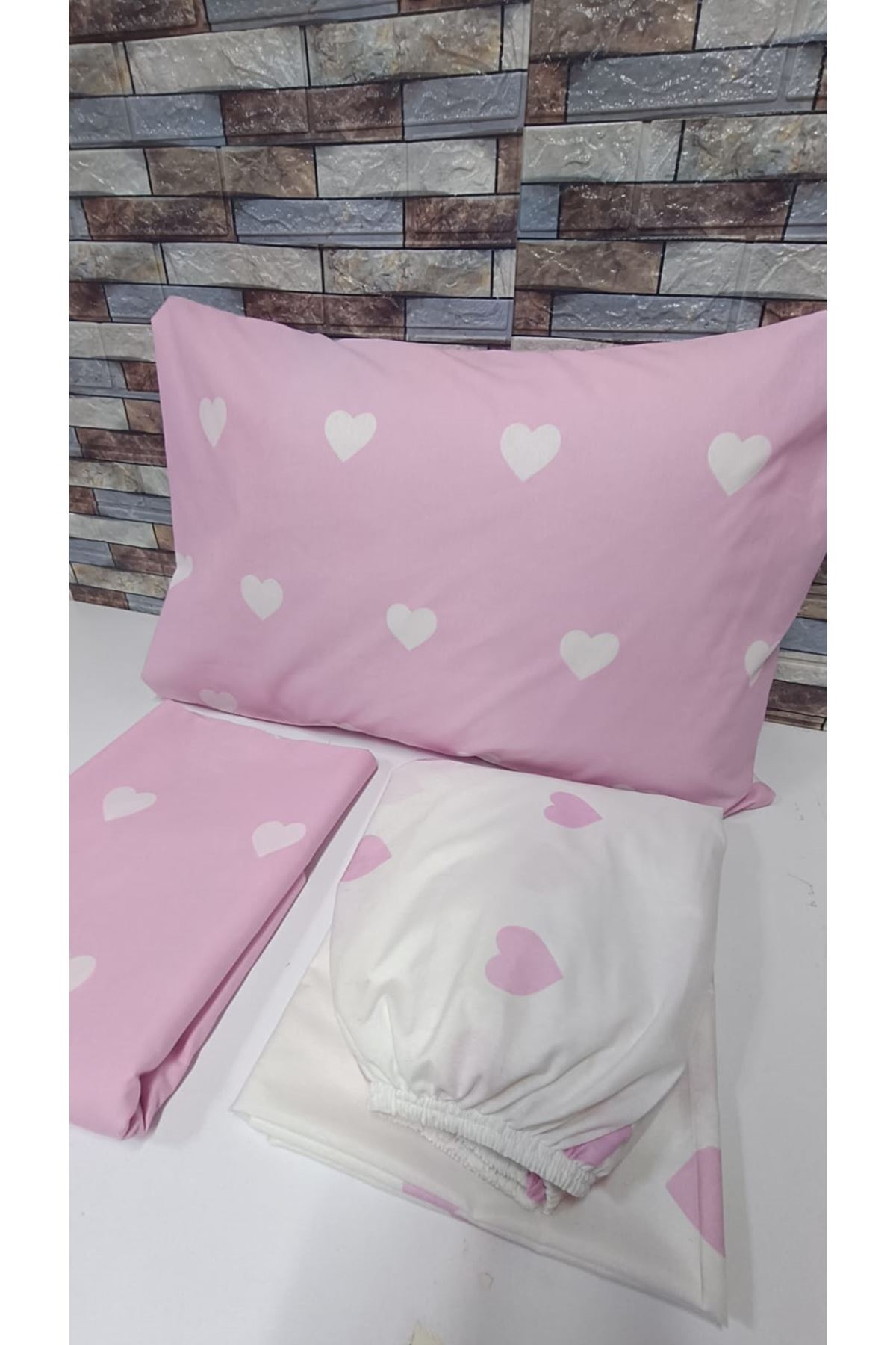 120 x 200 Yataklar İçin Pamuklu Kalp Desen Nevresim Takımı Pembe