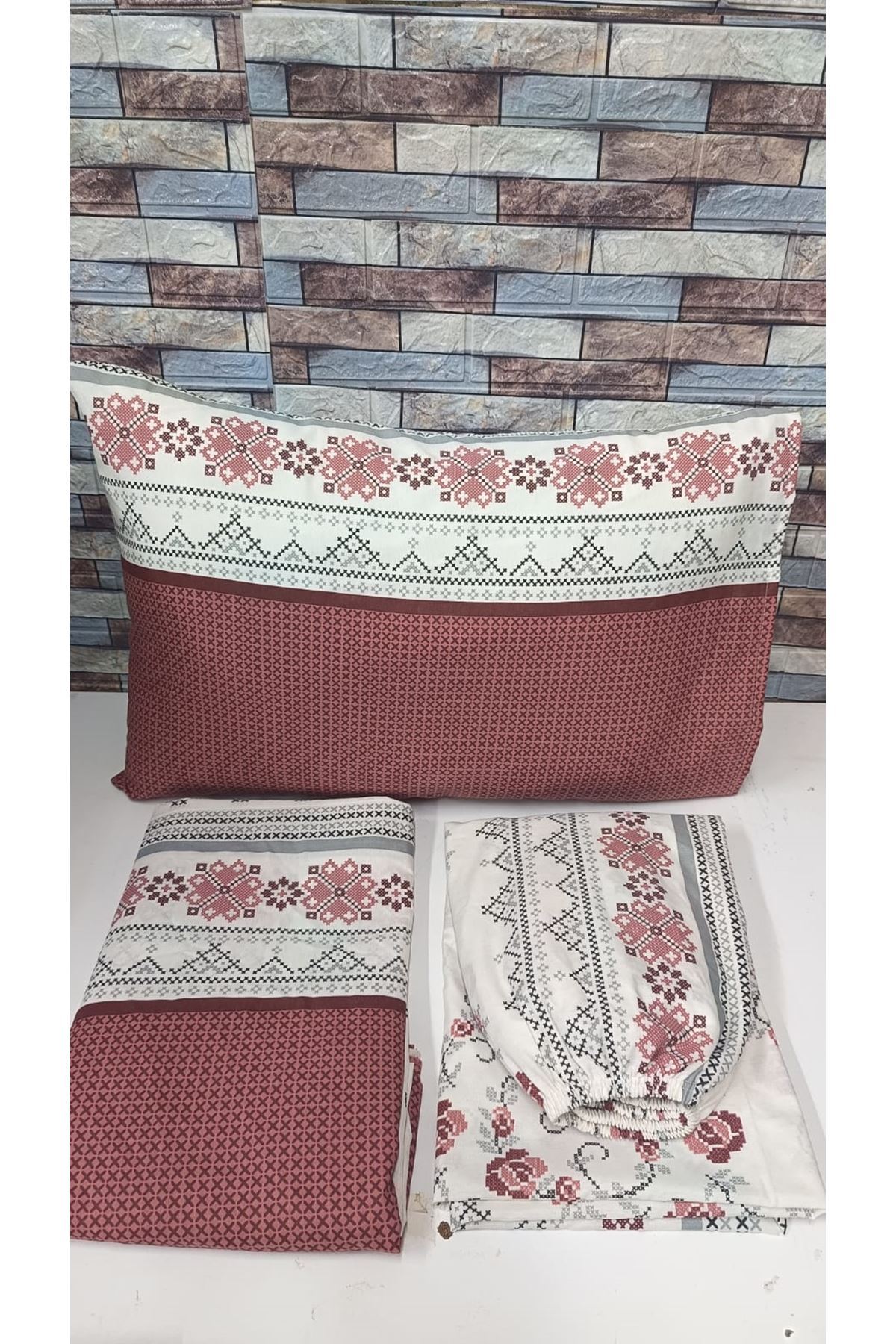 120 x 200 Yataklar İçin Kanaviçe Desen Pamuklu Nevresim Takımı Kiremit