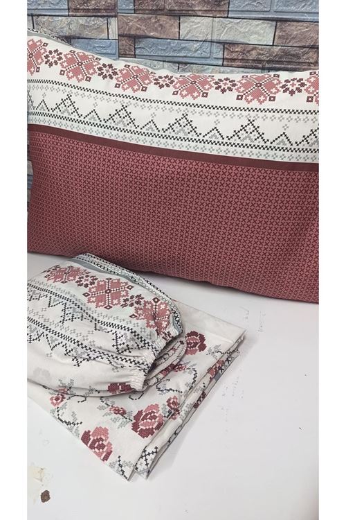 Tek Kişilik Kanaviçe Desen Pamuklu Lastikli Çarşaf Takımı KİREMİT