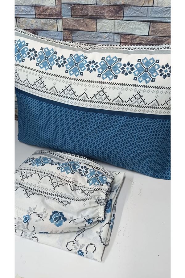 Çift Kişilik Kanaviçe Desen Pamuklu Lastikli Çarşaf Takımı Turkuaz