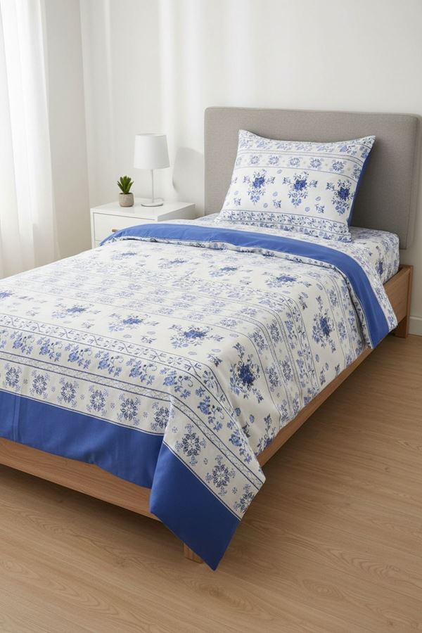 Tek Kişilik Yeni Kanaviçe Gül Desen Pamuklu Nevresim Takımı ( Çarşafı Lastikli ) Mavi