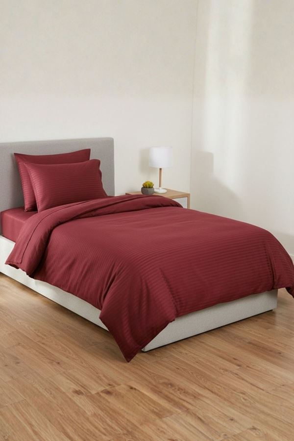 5 Yıldızlı Lüx Otel Tipi Tek Kişilik Lastikli Çizgili Pamuk Saten Nevresim Takımı Bordo