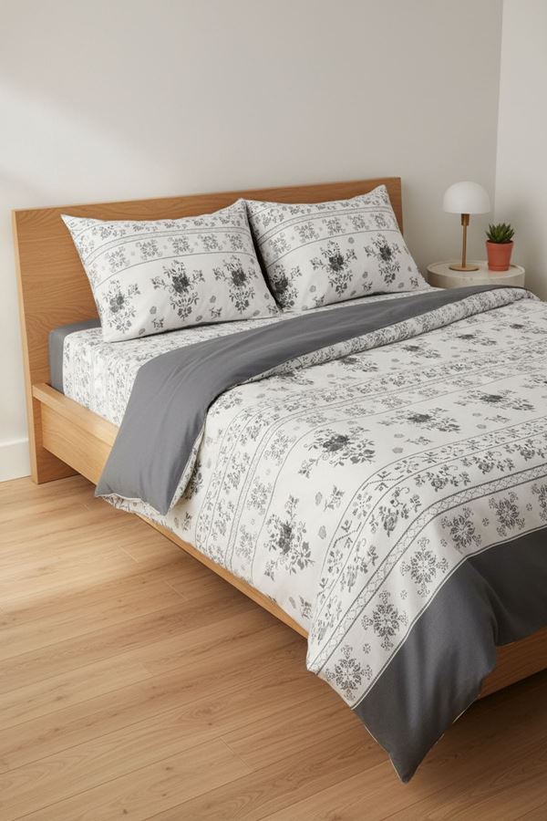 180 X 200 Battal Boy Lastikli Çarşaf Yeni Kanaviçe Gül Desen Nevresim Takımı Gri