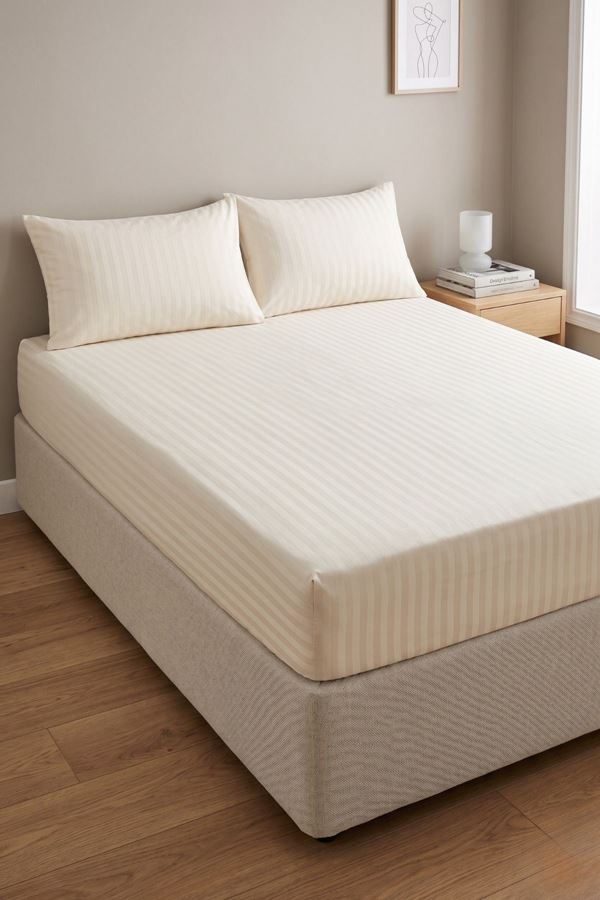 ÇİFT KİŞİLİK SATEN LASTİKLİ ÇARŞAF TAKIMI ( 160X200 & 180X200 ) KREM