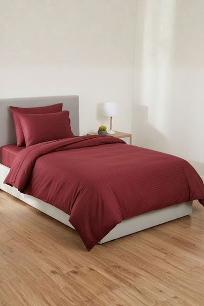 120 x 200 Yataklar İçin Çizgili Pamuk Saten Nevresim Takımı Bordo